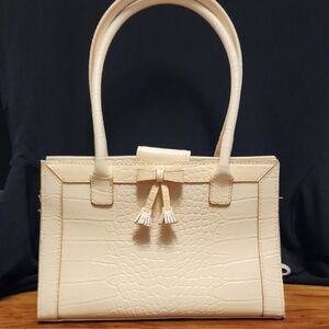 Liz Claiborne Vintage Elegant Cream Croc Embossed Handbag